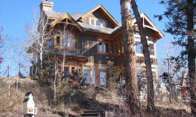 East Kootenay Cabin | Waterfront Cabin on Lake Lillian
