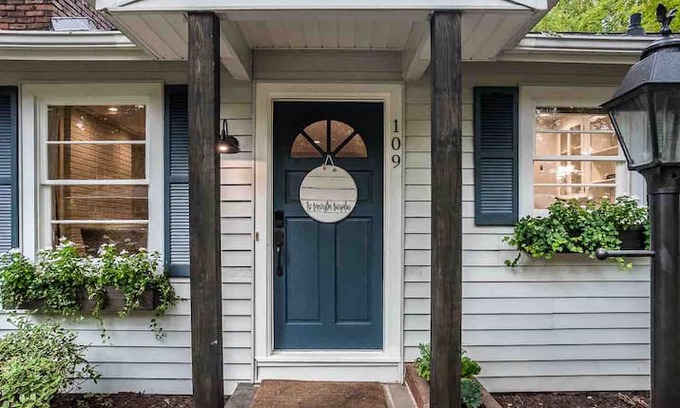Roswell House | The Barrington Bungalow in Historic Roswell