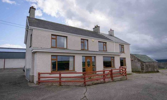 Ballymoney House | Lisnabra farm