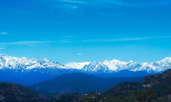 Pithoragarh Hotel | Gunjyal Madhur Residency