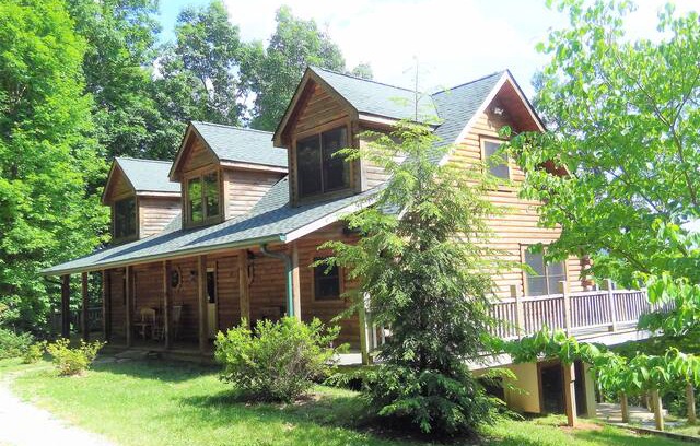 Pelham Cabin | Vista Vue Retreat and Conference Center