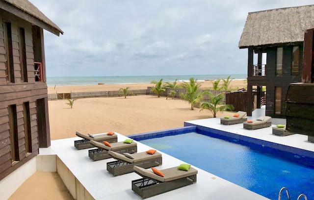Igbesa House | 6 Bedroom Beach House (HOV Beach Resort)