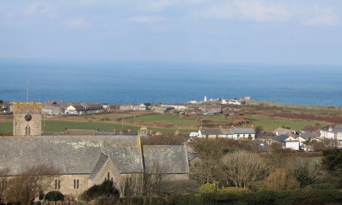 Pendeen House | Cornwall - Lovely spacious room, private bathroom