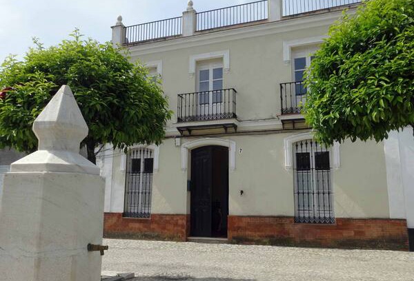 Almaden de la Plata House | La Casa del Secretario