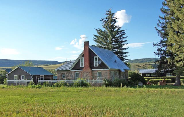 Meeker Cabin | The Rock House - Rolling R Guest Ranch