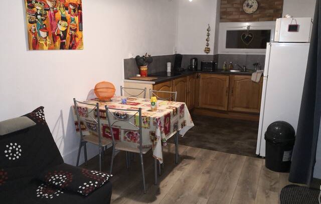 Viviez Apartment | Viviez : agréable T2 en campagne