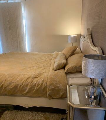 Wilmington House | Dartford, Wilmington in Kent Cosy 2 bed cottage