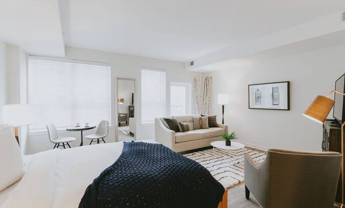 Town Center Apartment | WhyHotel | Luxury Studio