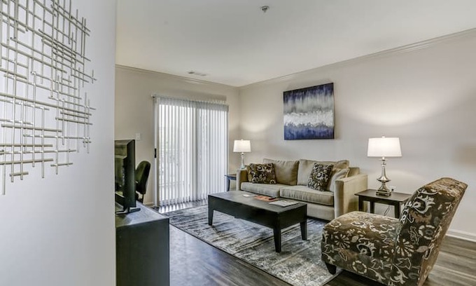 Springfield Apartment | Spacious 2 Bedroom 2 Bathroom Springfield