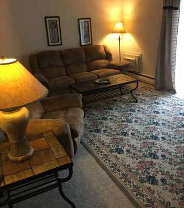 Hamilton Park Apartment | Quiet Apartment in the West End of Allentown