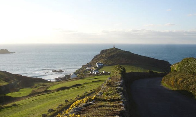St Just House | Cape Cornwall View cottage, school holidays only