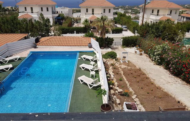 Peyia Town Villa | Group Villas at Sea Caves