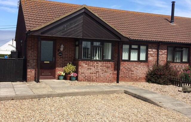 Walcott House | Driftwood, Coastline village, Walcott, Norfolk