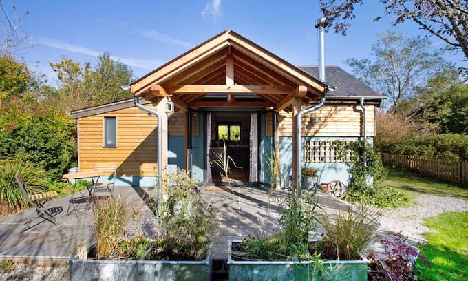 Rattery House | Quiet cottage with hot tub near the sea and moors