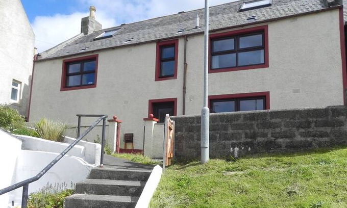 Banff Cabin | Whitehills cottage with stunning sea views