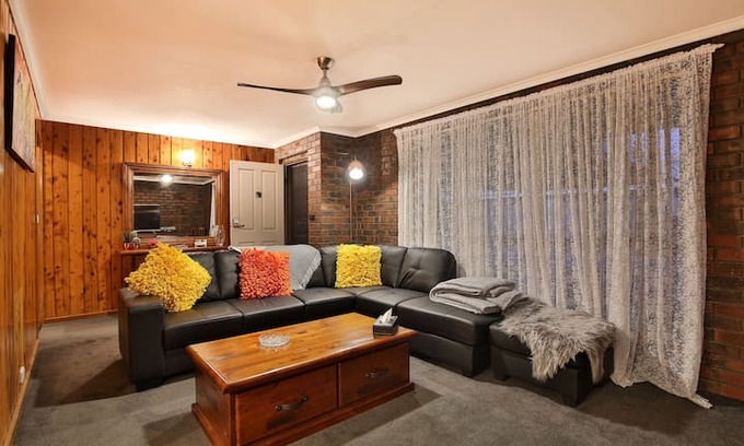 Gol Gol Apartment | Josie's new holiday apartment