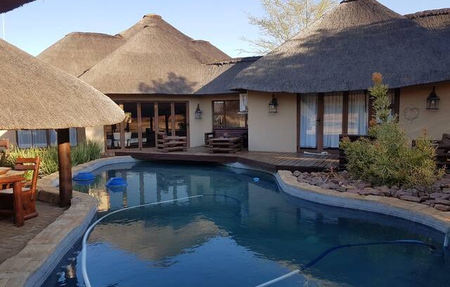 Bela-Bela House | Mologadi's Holiday Home