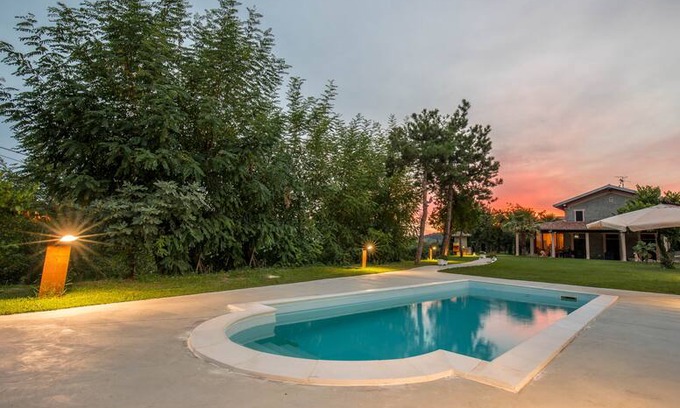 Quartiere Valle Savio Villa | Villa Senni a Cesena con piscina , ampio giardino