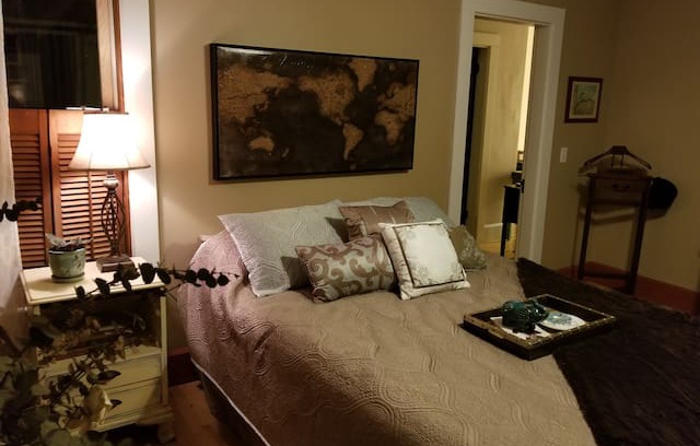 Johnson House | Mansfield Inn Bed and Breakfast