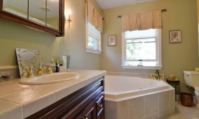 Noyack House | Private, Quiet Family Friendly Estate Like Home