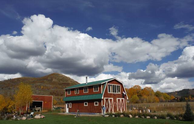 Clark Other | Love-a-Llama Lodge ~ MINI GUEST RANCH