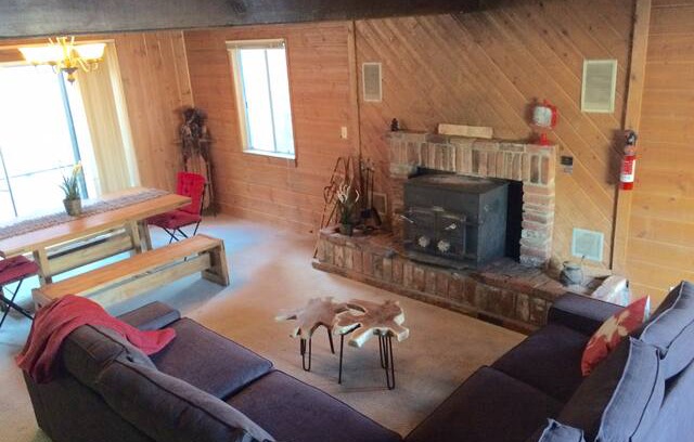 Upper Moonridge Cabin | Big Bear-Moonridge, near slopes, monthly rental