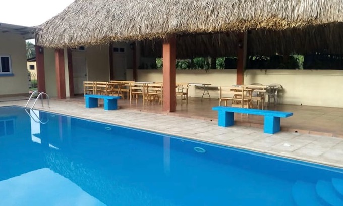 Pacific Coast Hotel | Hotel Versalles(carretera antigua puerto San José)