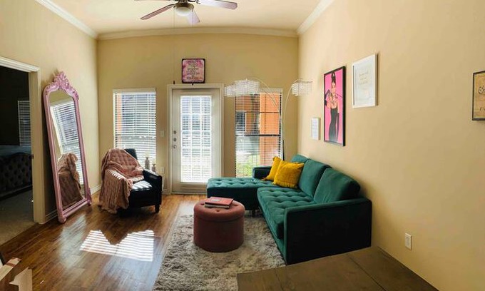 Hill Country Galleria Apartment | Beautiful 2bed/2bath in the Hill country!