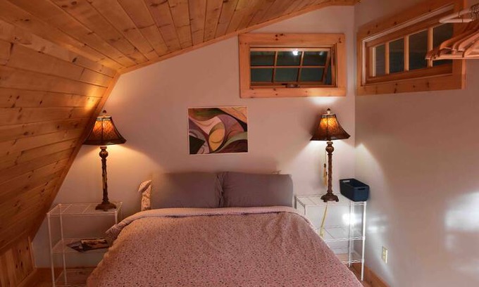 Bristol Apartment | Peaceful Getaway in Bristol Village.