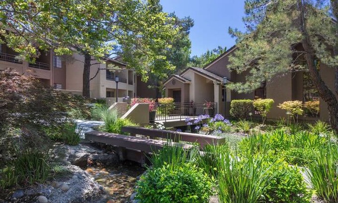 San Ramon Apartment | 2 Bedroom Apartment#1 Near Bollinger Golf Course