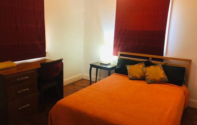 Deagon House | Comfy Peaceful Close To Sandgate, Trains, Airport