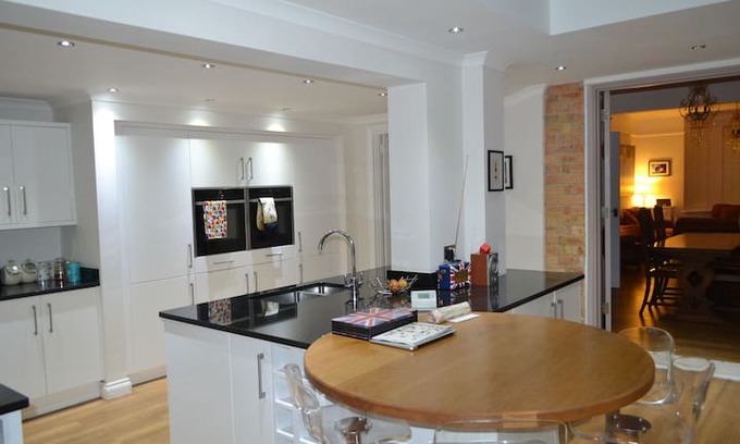 Stamford House | Avondale Villa, stylish Stamford living
