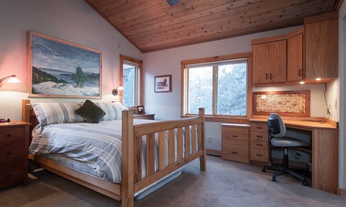 Alpine Meadows Apartment | Lake Tahoe/Alpine Rental w/hot tub