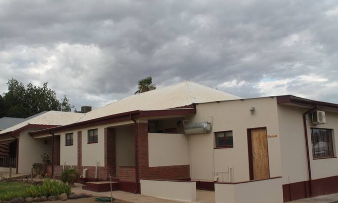 Keetmanshoop Bed & Breakfast | friendly staff and clean rooms