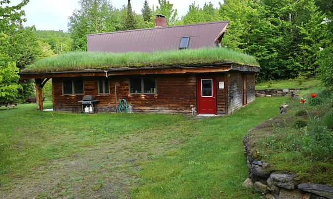Orleans Cabin | Dreamcatcher -Fairytale Cabin near Lake Willoughby