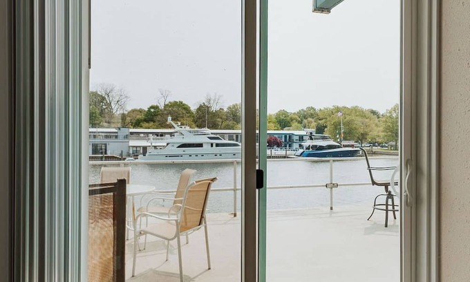 Saugatuck Condo | Waterfront Condo-Shop-Kayak-Beach-Bike-Boat-Restaurants-Outdoor Heated Pool-Fun
