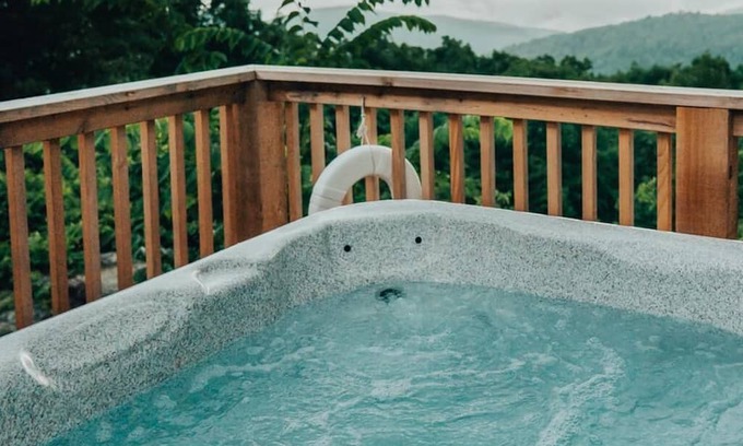 Ponca Cabin | Buffalo River Cabin w/Hot Tub