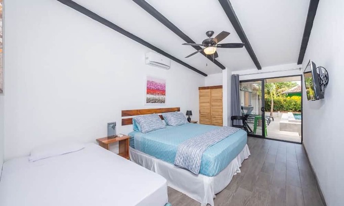 Santa Barbara House | $$$ White House $$$