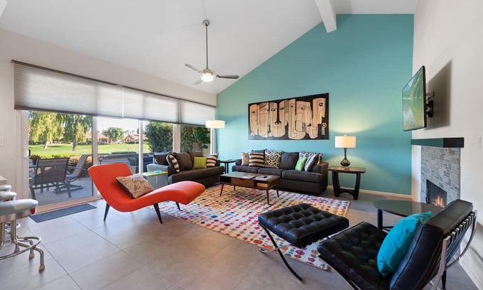 Palm Desert House | ★ Luxury Home - Monterey Country Club - Pool/Hot-tub Golf Tennis Gym Patio BBQ ★