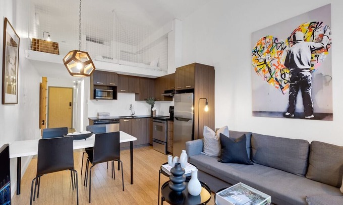 Quartier des Spectacles Apartment | Liv MTL Main-306 Spacious 1BR + Mezz Suite No Fees