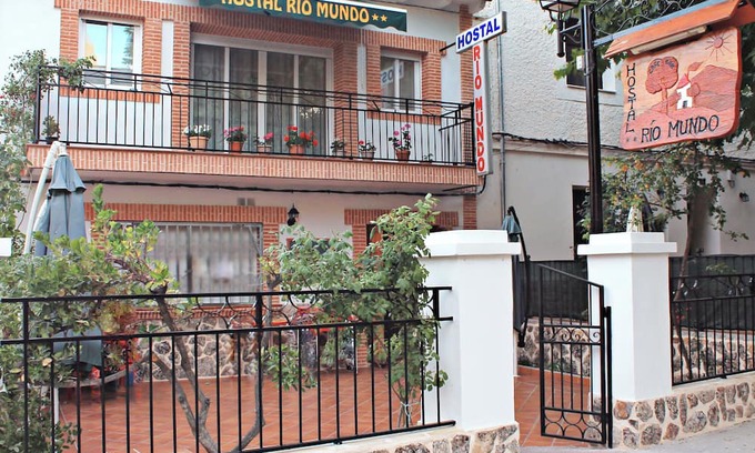 Riopar Hostel | HOSTAL RÍO MUNDO