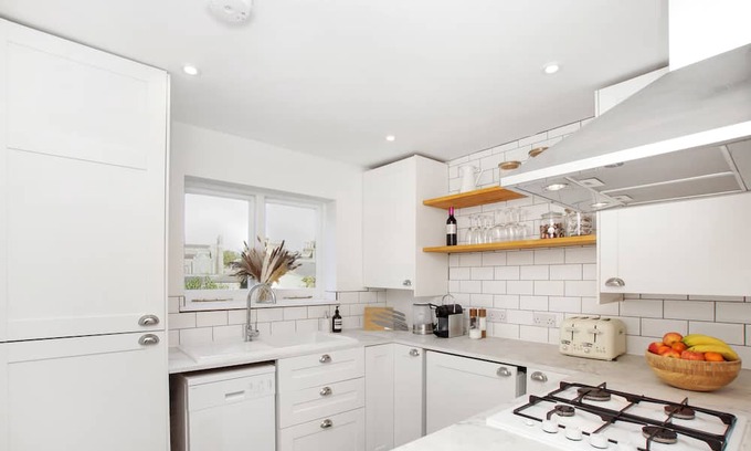 Bow Apartment | The Mile Luxe