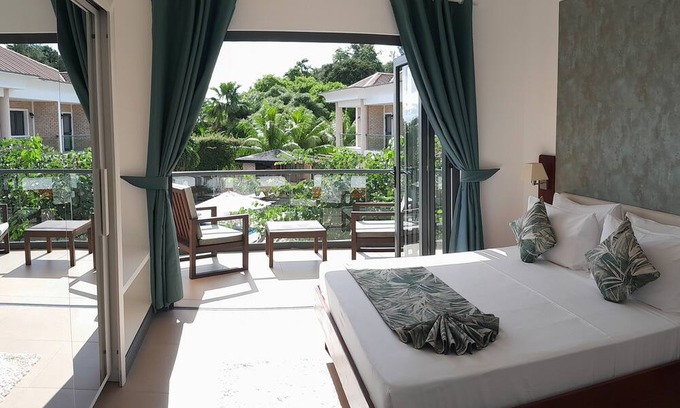 Anse Royale Villa | STYLISH~SUITES~HILLTOP~BEACH5mins~POOL~WIFI~A/C