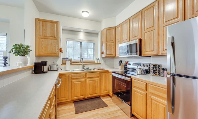 Loveland House | 2 Mi to Boyd State Park: Remodeled Loveland Home!