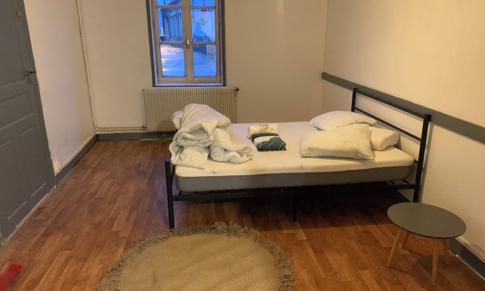 Louhans Apartment | Complete 2-bedroom apartment