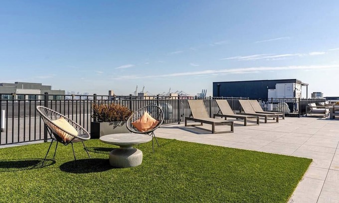 Bayonne Apartment | A Gem Outside of NYC I 1 Bedroom Apartment
