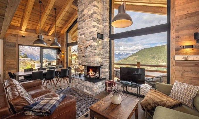 Riddes Ski Chalet | Exclusive stay in La Tzoumaz - the doorstep of Verbier and the 4 Vallées