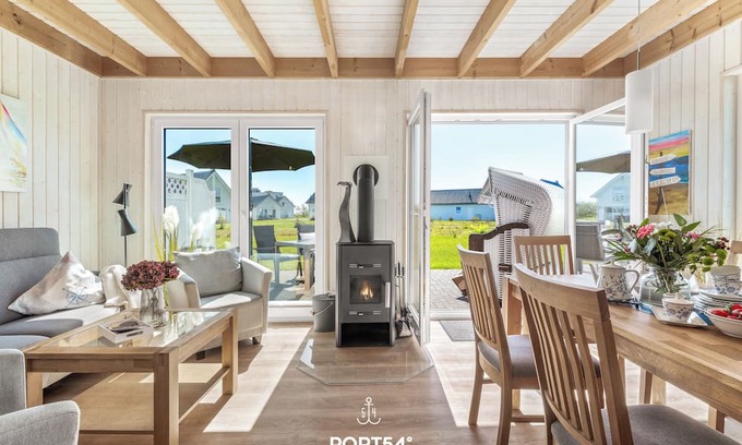 Olpenitz House | Nordstern - infrared sauna, bathtub, fireplace, shower, terrace, beach chair
