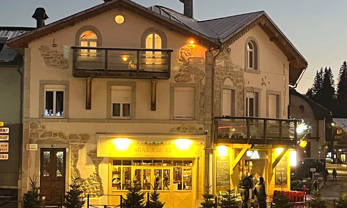 Les Rousses Apartment | Beautiful F2 in the heart of the village