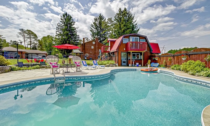 Pefferlaw House | LUX Lakeside HOUSE | Peaceful Stunning Views